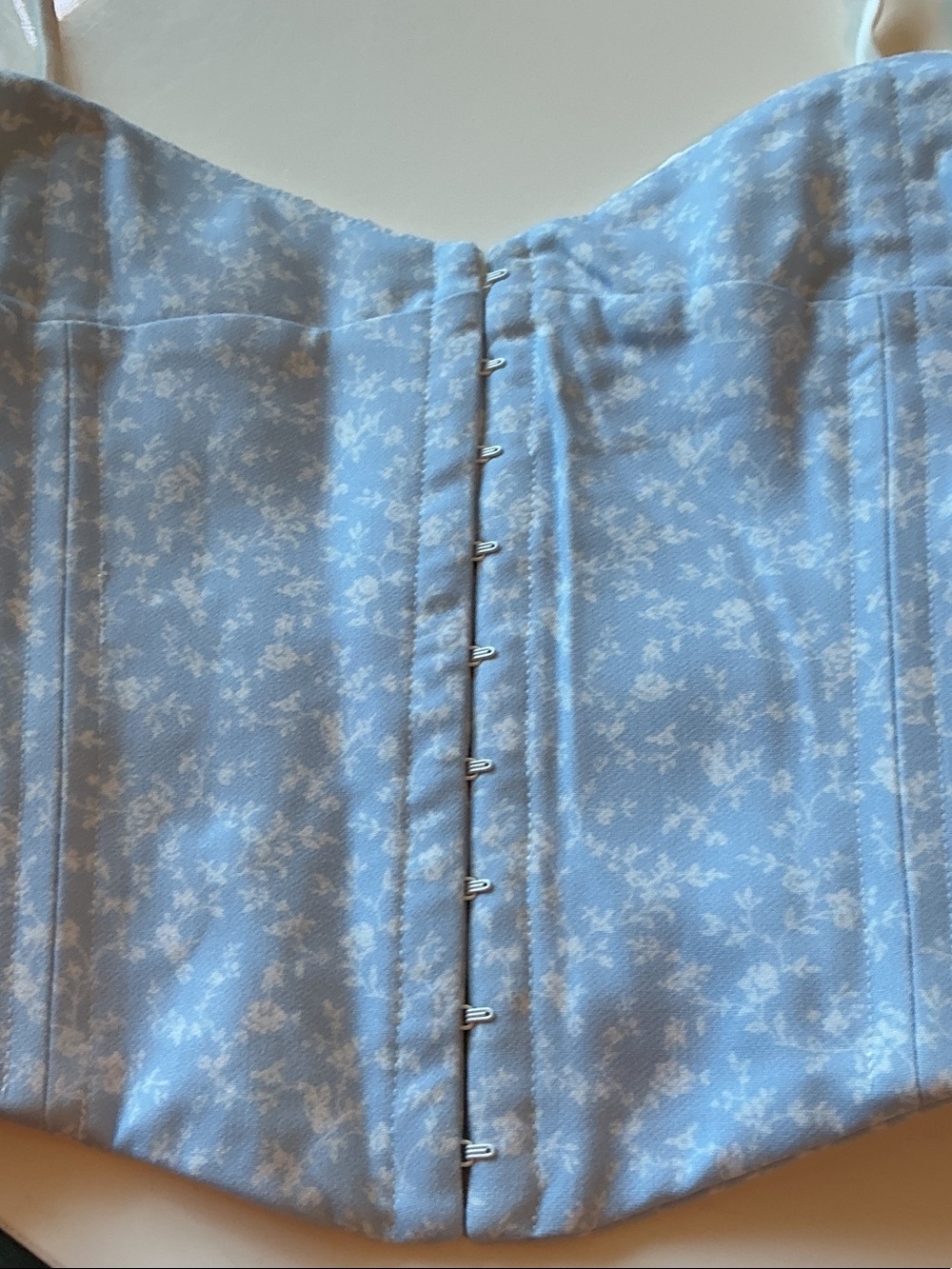 Rumored Light.  Blue Floral Bustier Crop Top S NWT - Picture 5 of 9